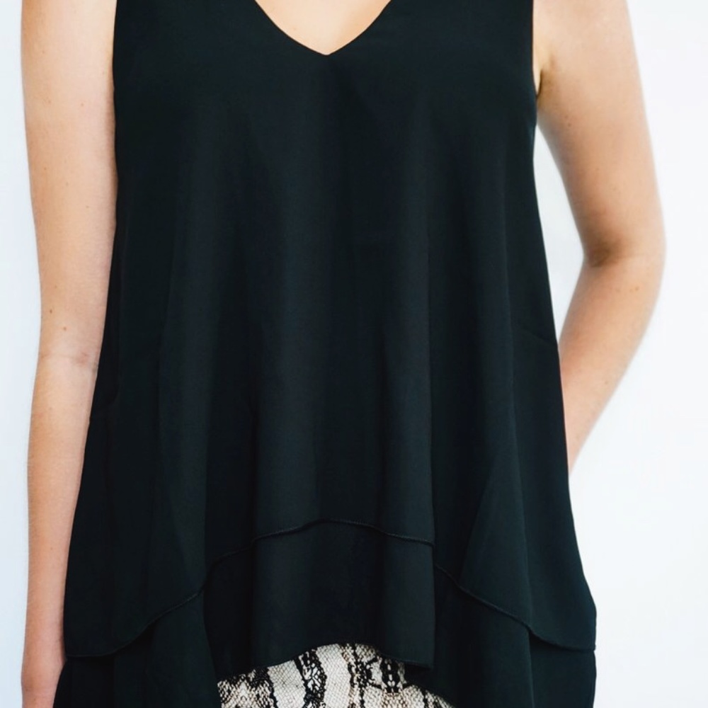 *NEW* BLACK CHIFFON CONTRAST LAYERED-HEM TANK TOP
